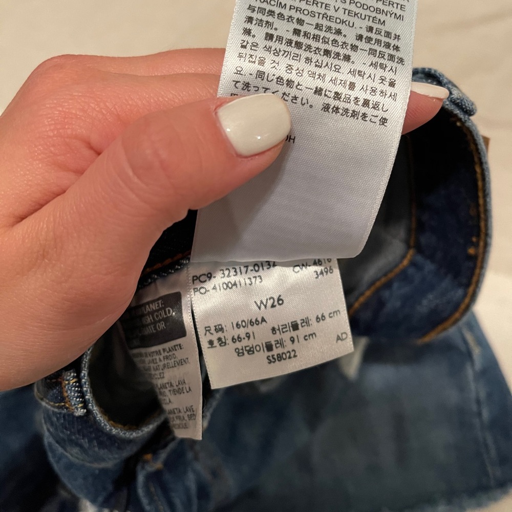 Levi’s 501 shorts - Picture 3 of 3